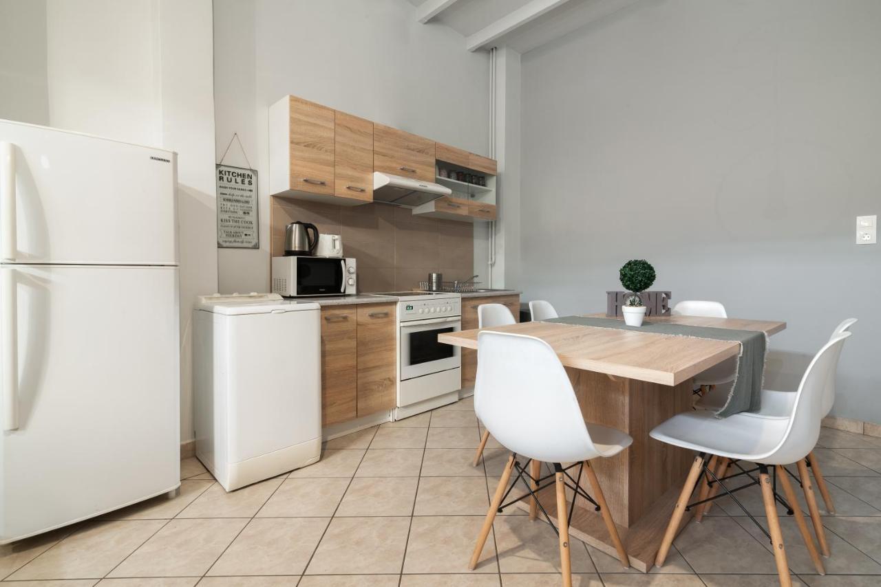 Spacious Apartment-600M From The Subway Athens Exterior photo